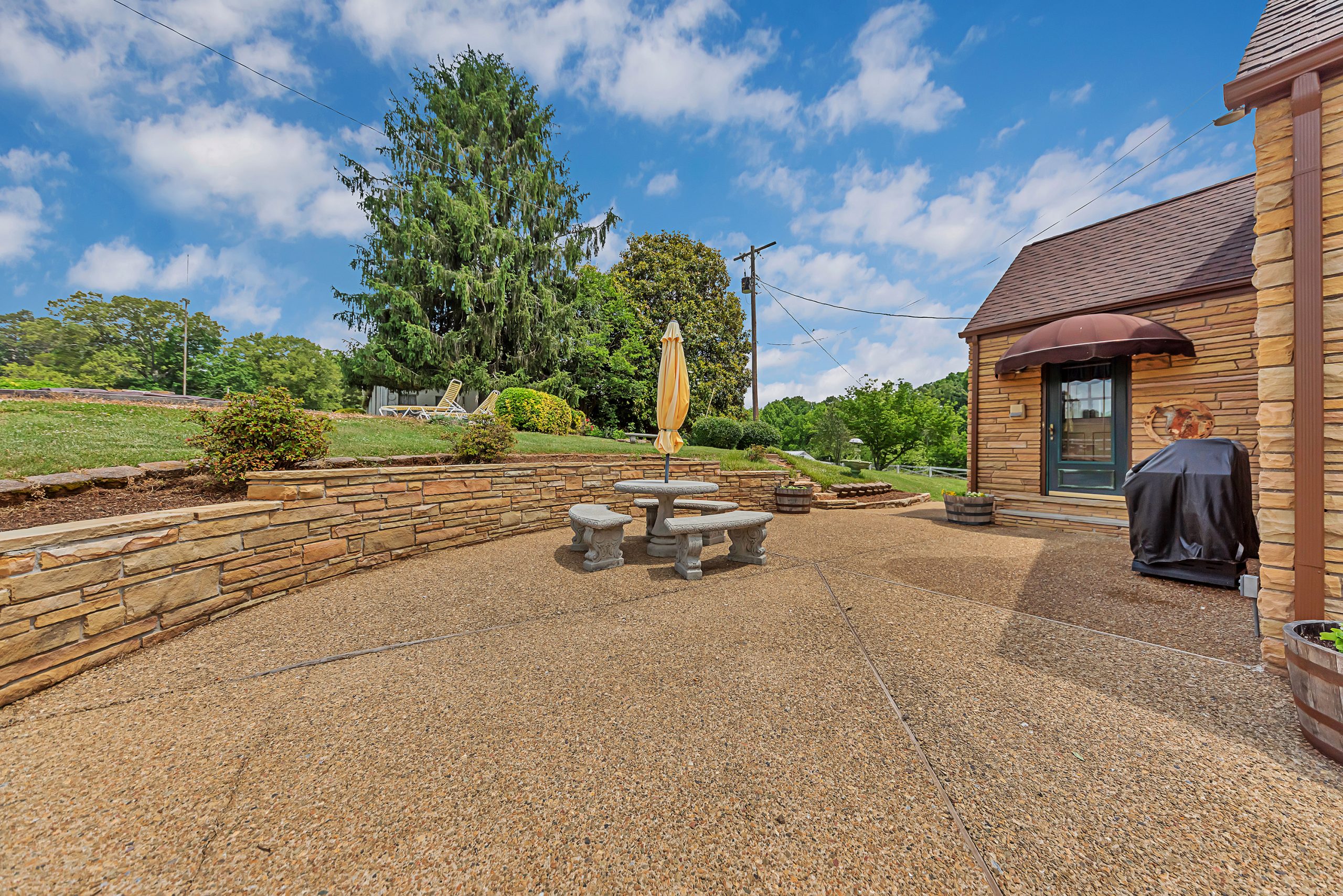 5115 Burkhart Road - Photo 5