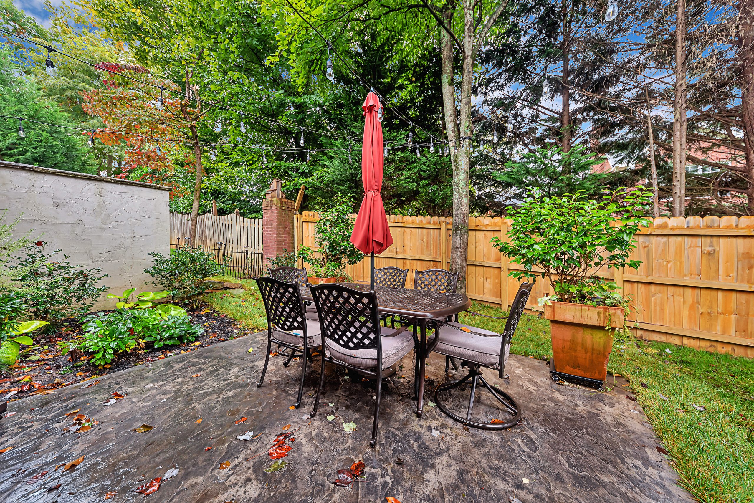 1613 Cottage Wood Way - Photo 24