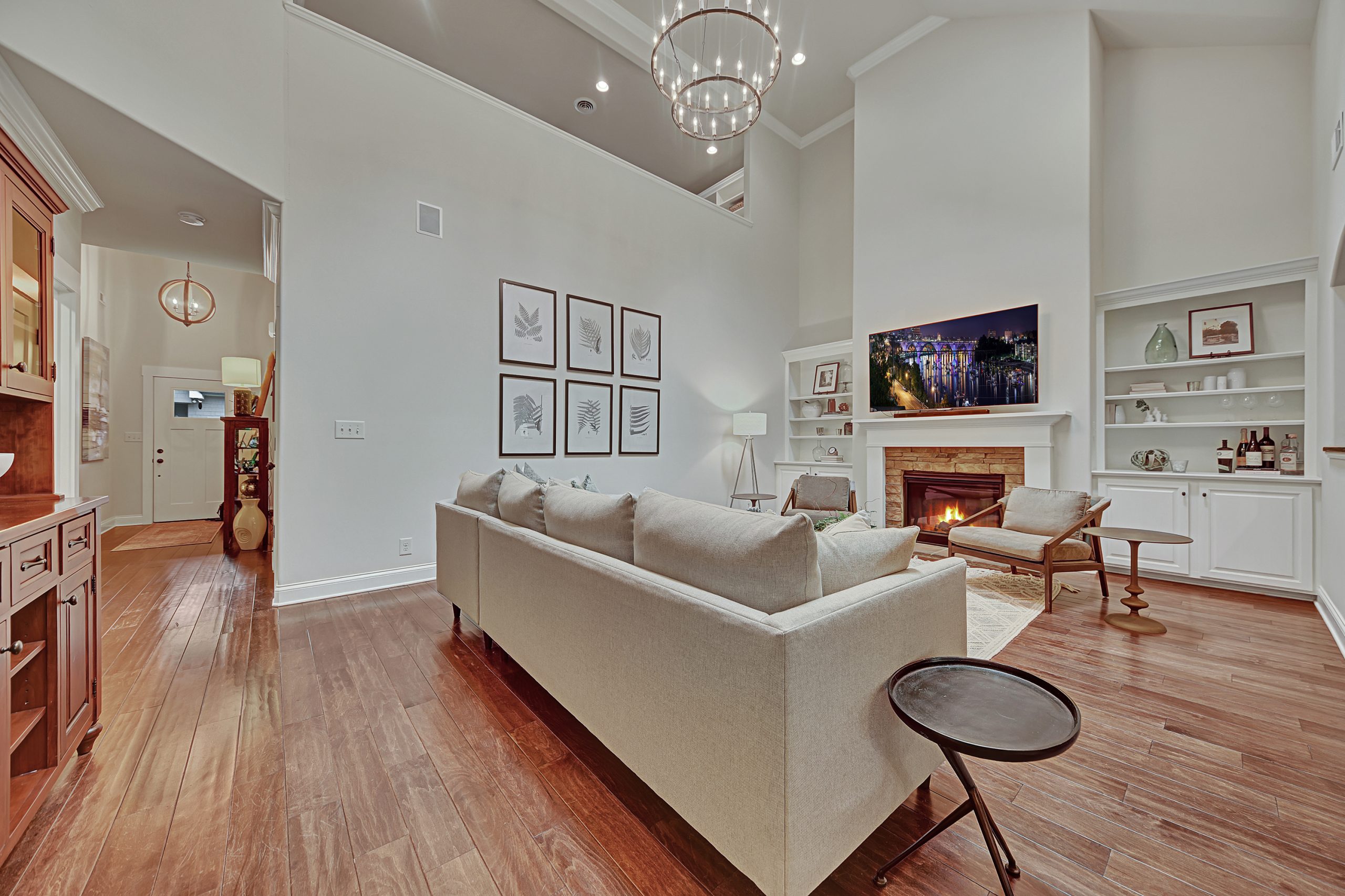 1613 Cottage Wood Way - Photo 4