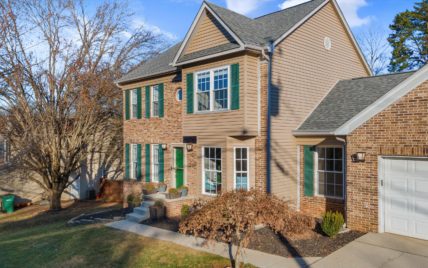 1232 Wenlock Rd, Knoxville, TN 37922 - Photo 3