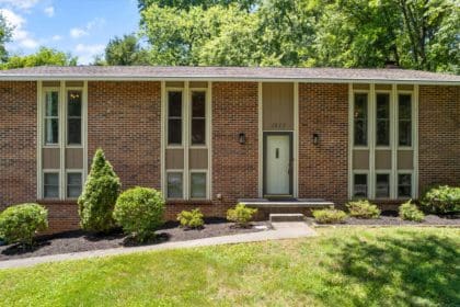 1517 Bexhill Drive, Knoxville, TN 37922