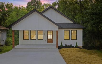 103 Winstead St, Knoxville, TN 37920 - Photo 2