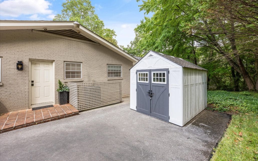 4921 Summit Circle, Knoxville, TN 37919 - Photo 9