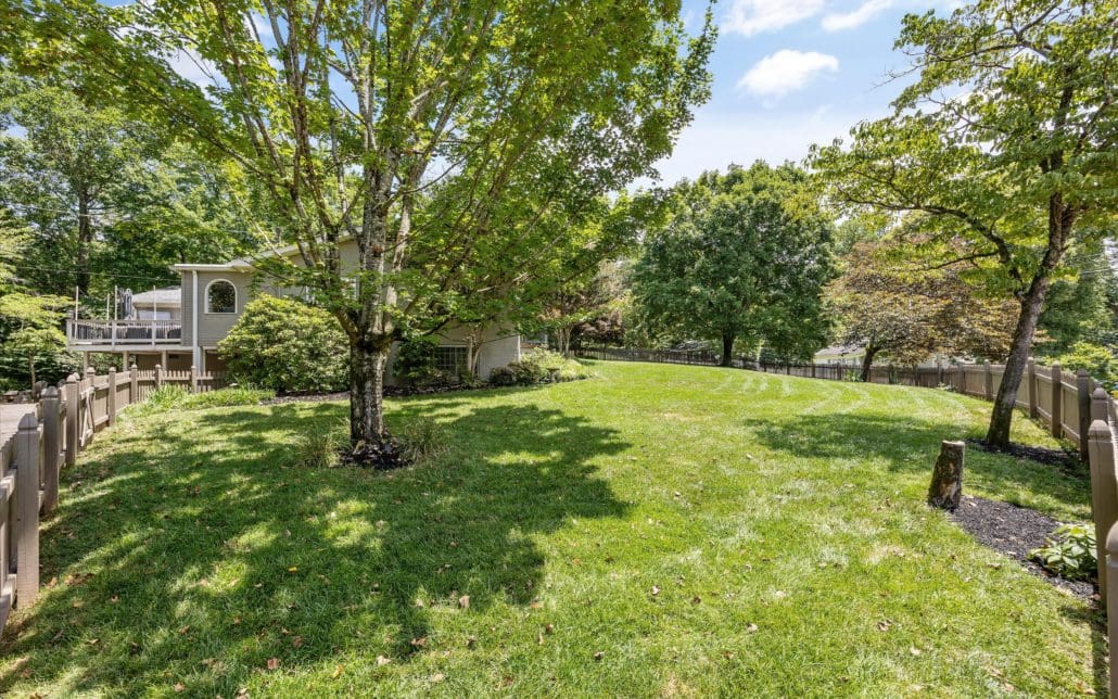 4921 Summit Circle, Knoxville, TN 37919 - Photo 13