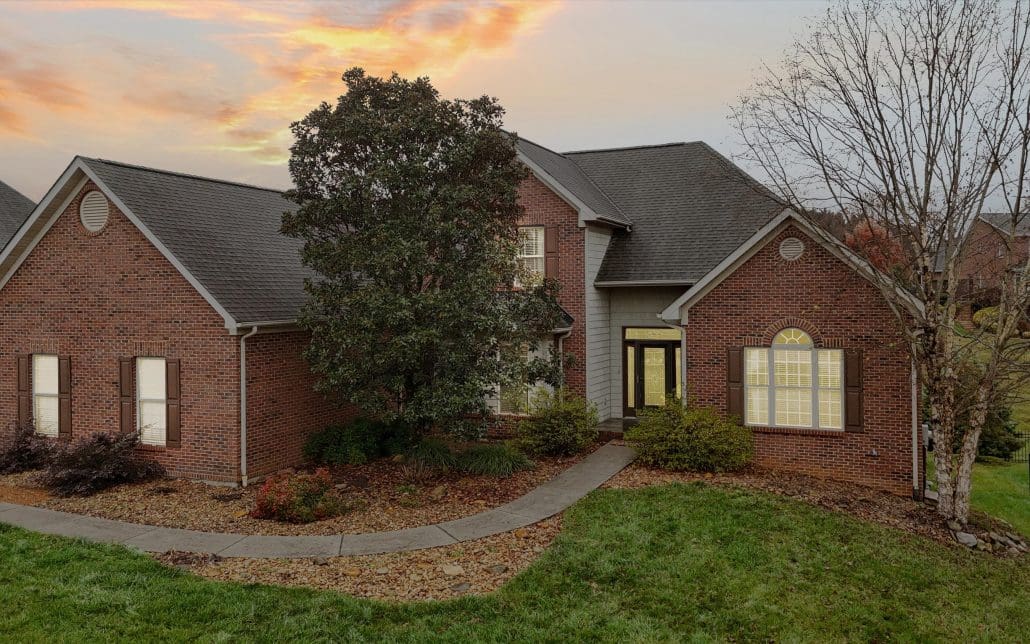 1725 Burnside Drive, Maryville, TN 37801 - Photo 4