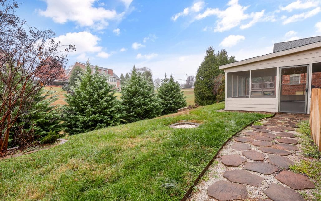 1725 Burnside Drive, Maryville, TN 37801 - Photo 17