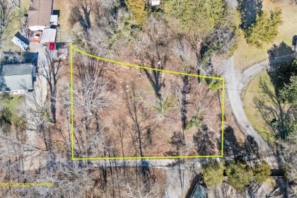 9136 Solway Ferry Road, Oak Ridge, TN 37830