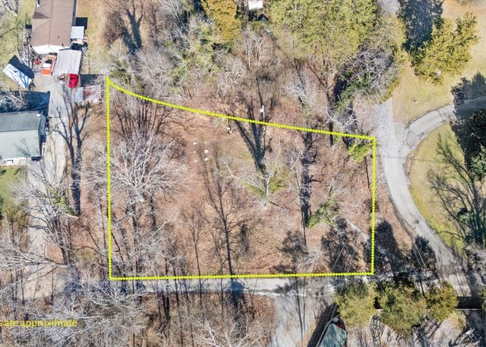 9136 Solway Ferry Road, Oak Ridge, TN 37830