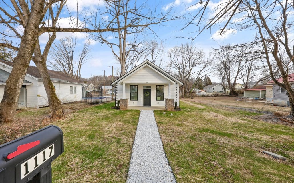 1117 Hiawassee Ave, Knoxville, TN 37917 - Photo 4