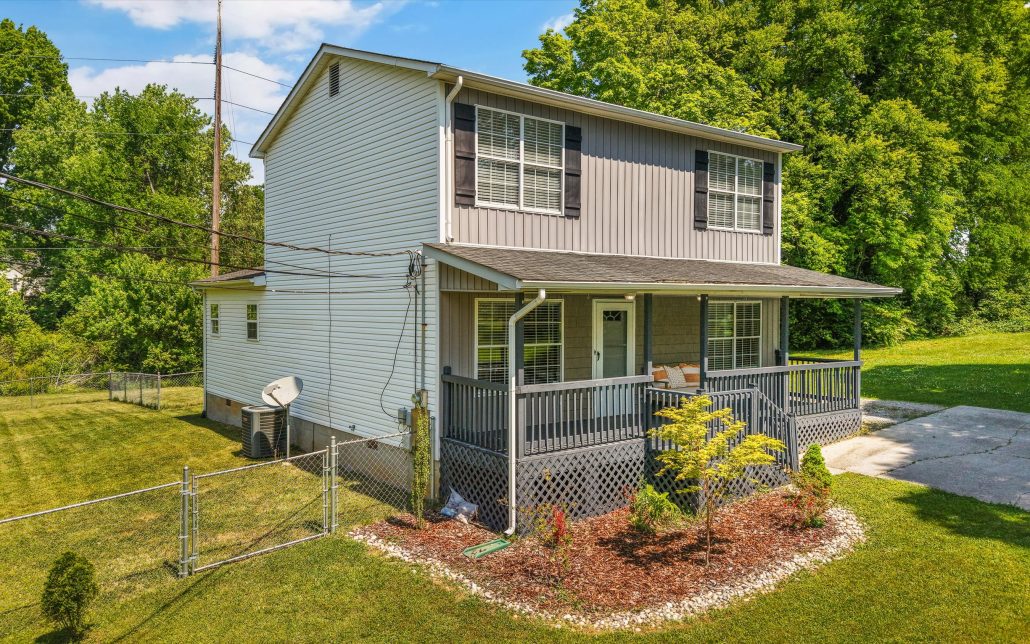 2403 Maple Drive, Knoxville, TN 37918 - Photo 3