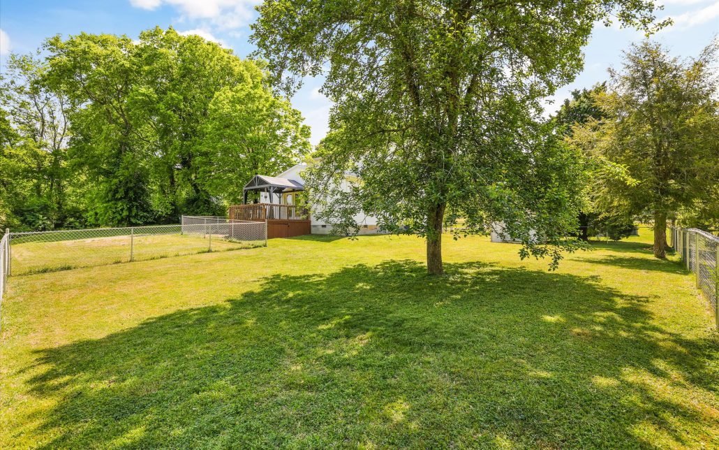 2403 Maple Drive, Knoxville, TN 37918 - Photo 10