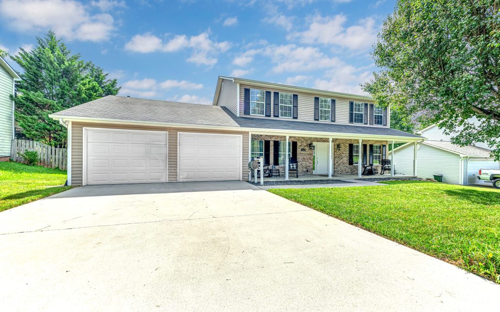 300 Ashworth Trl Powell, TN 37849 - Photo 3