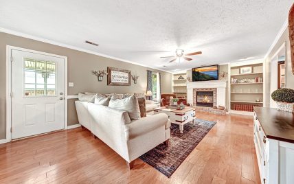 300 Ashworth Trl Powell, TN 37849 - Photo 13