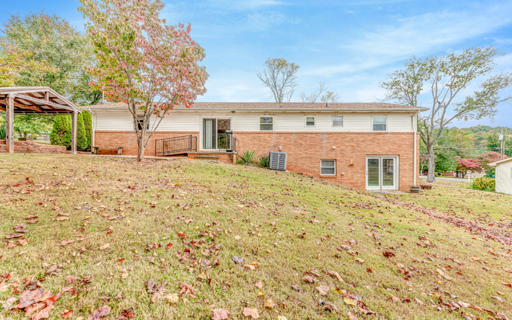3021 Beech Rd, Louisville, TN 37777 - Photo 4