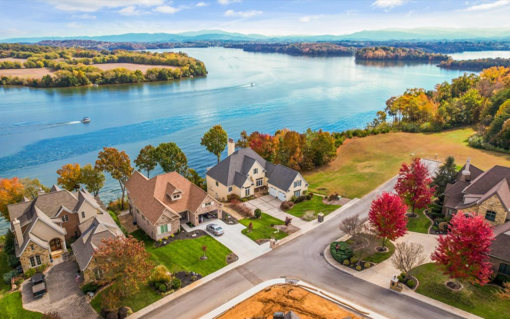 141 Breakers Drive, Vonore, TN 37885 - Photo 12